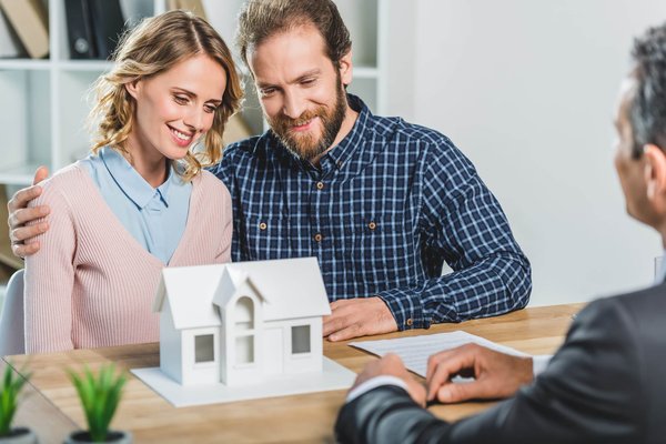 Projet immobilier à Lyon : pourquoi engager une agence spécialisée ?
