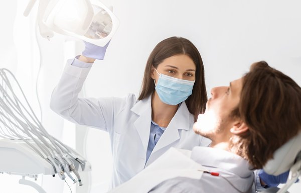 Dentiste à Montréal : pour un accompagnement personnalisé